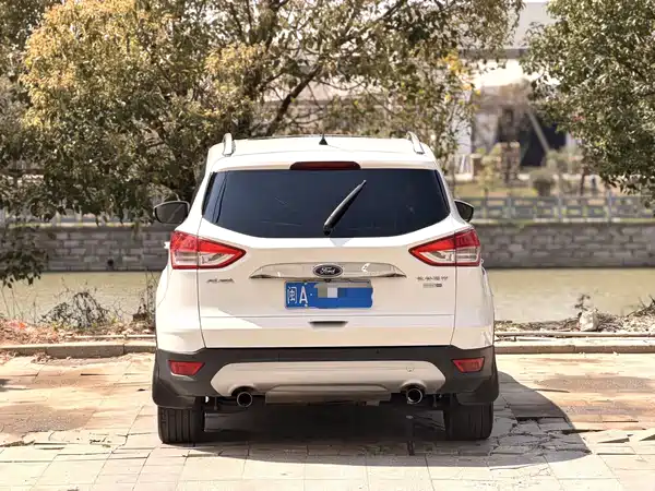 Ford Kuga 2014