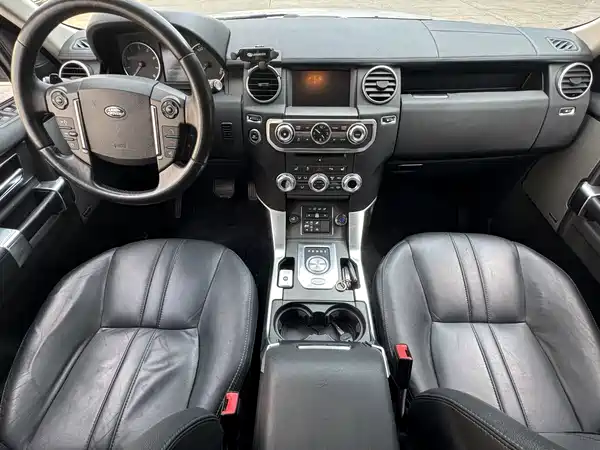 Land Rover Discovery 2016