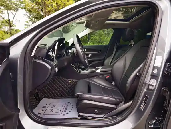 Mercedes-Benz C-Class 2019