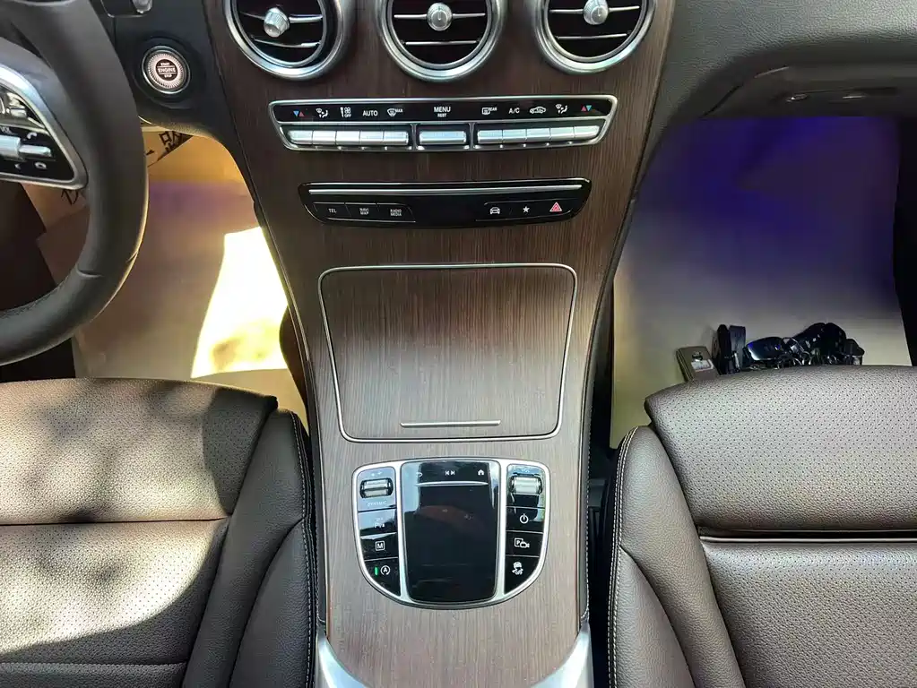 Mercedes-Benz GLC 2022 — фото 26