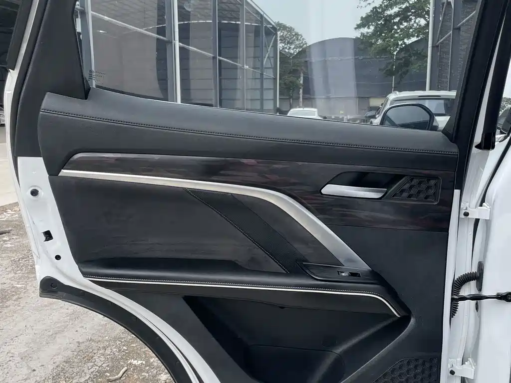 Haval H6 2023 — фото 18