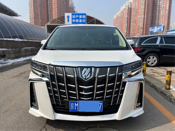 Toyota Alphard 2021