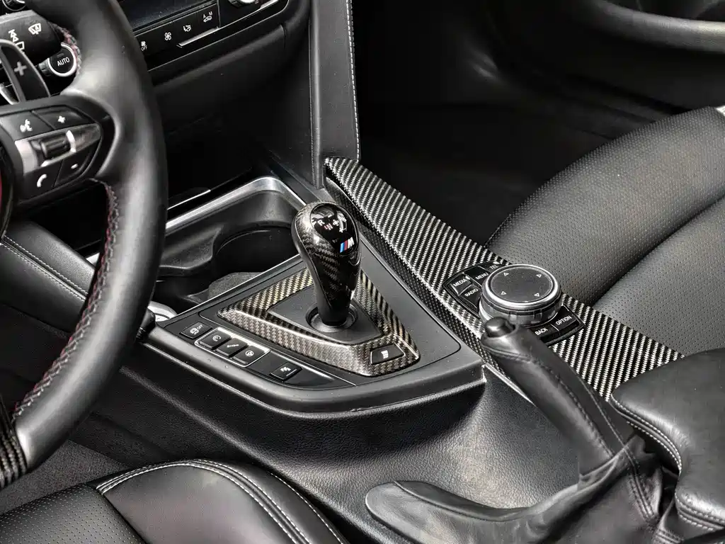 BMW M4 2016 — фото 10