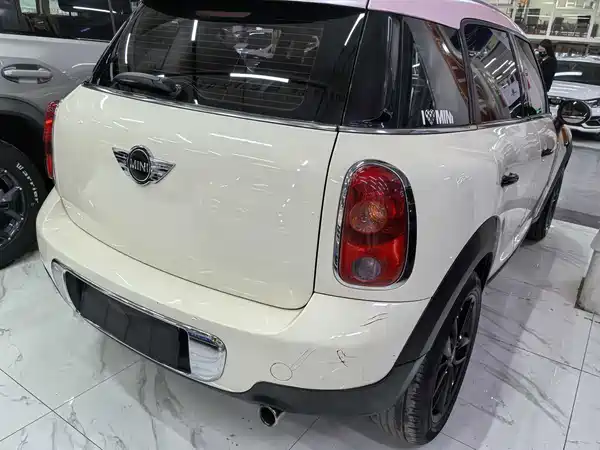 MINI Countryman 2013
