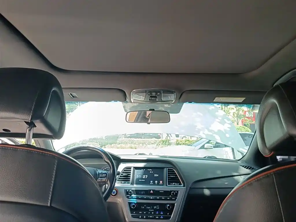 Hyundai Sonata 2017 — фото 18