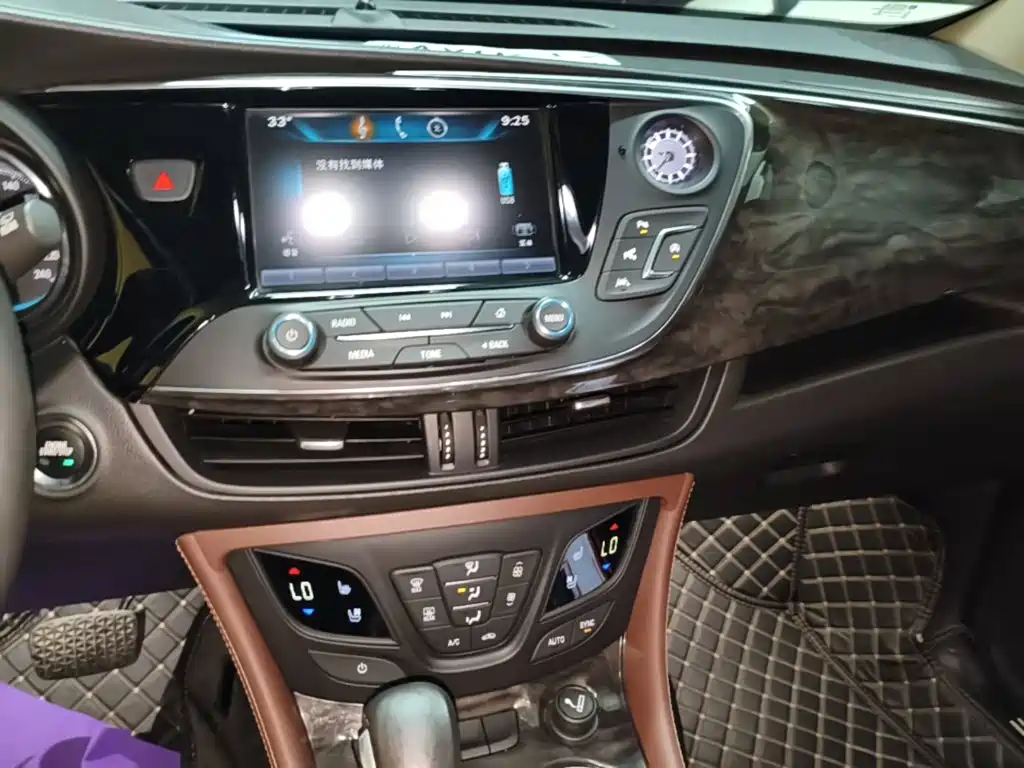 Buick Envision Plus 2015 — фото 13