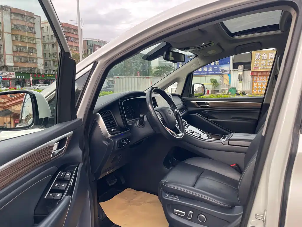 GAC Motor Trumpchi M8 2023 — фото 9