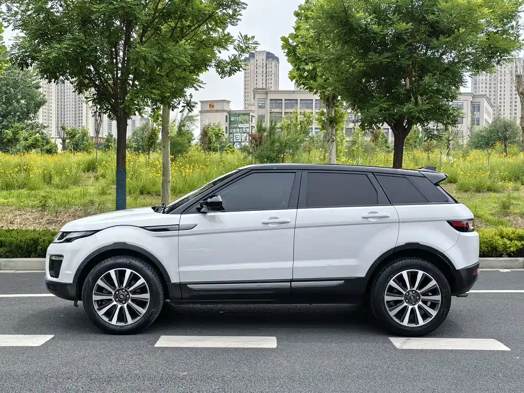 Land Rover Evoque 2018 — фото 5