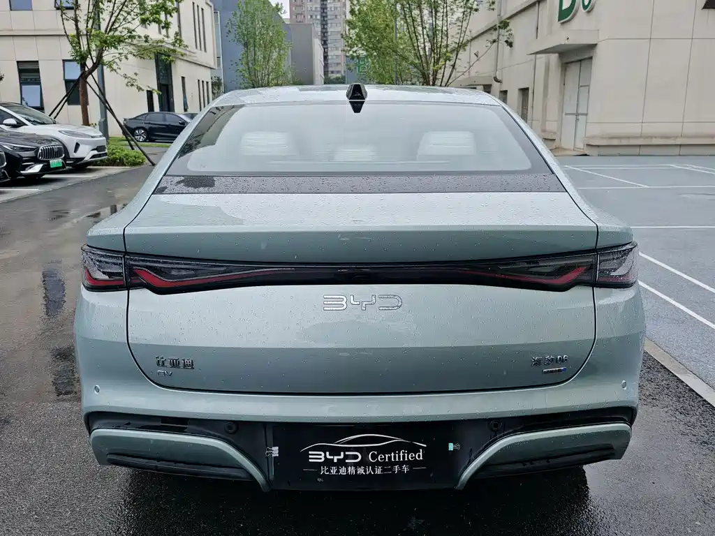 BYD Seal 06 2025 — фото 10