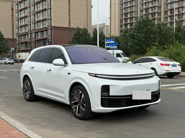 Li Auto L7 2024