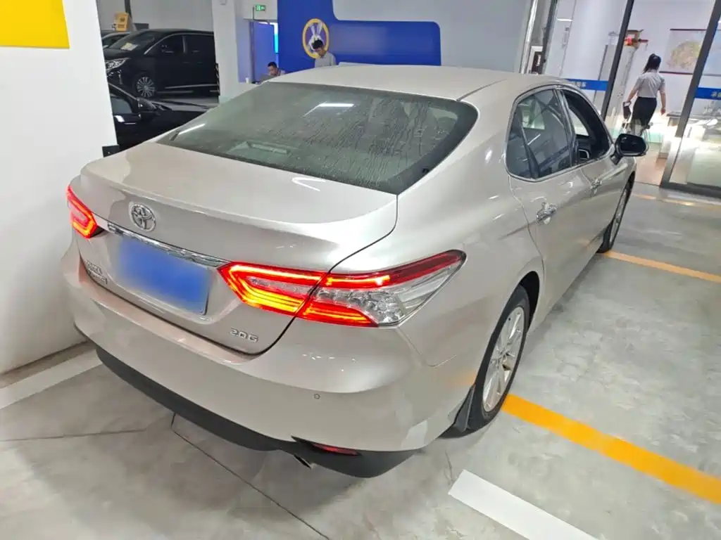 Toyota Camry 2018