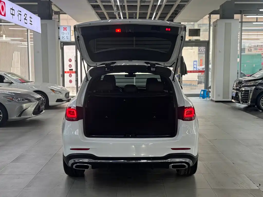 Mercedes-Benz GLC 2023 — фото 18