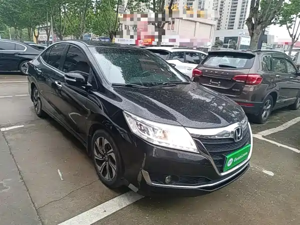 Honda Crider 2016