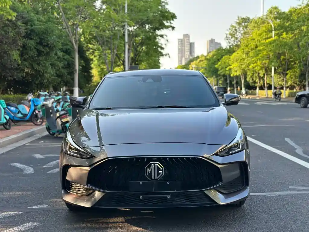 MG MG5 2021