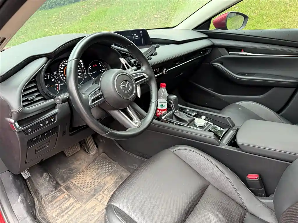 Mazda 3 Axela 2023
