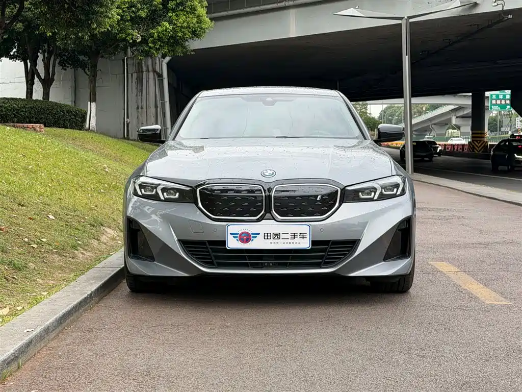 BMW i3 2024 — фото 2