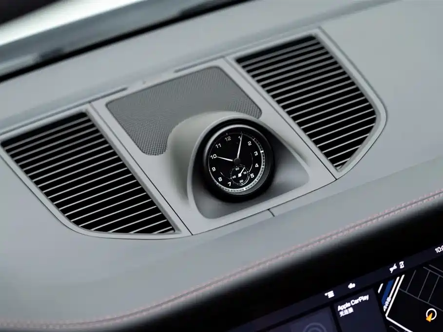 Porsche Macan 2022 — фото 19