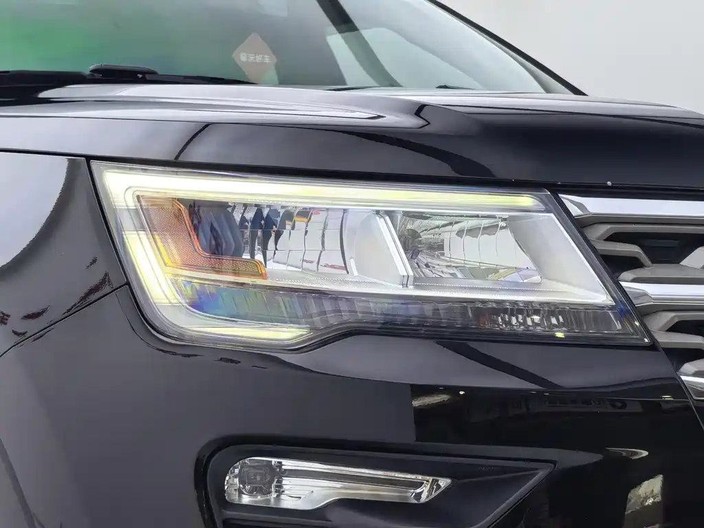 Ford Explorer 2019 — фото 4