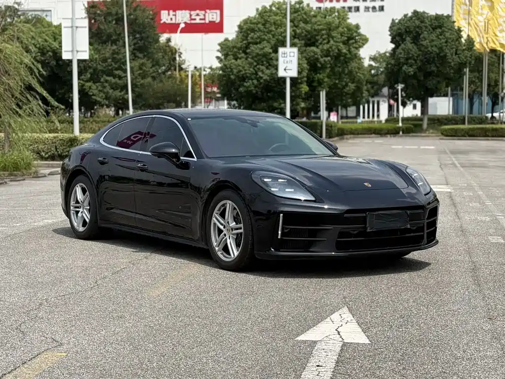 Porsche Panamera 2025 — фото 5