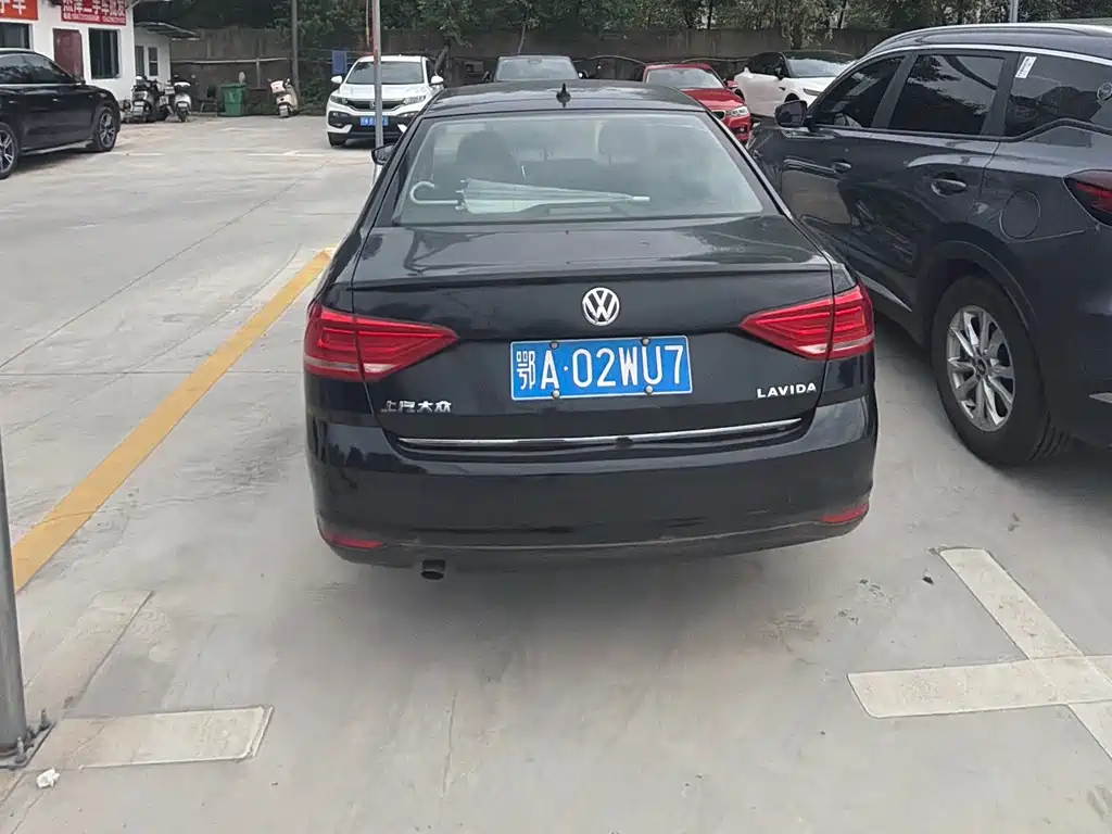 Volkswagen Lavida 2016
