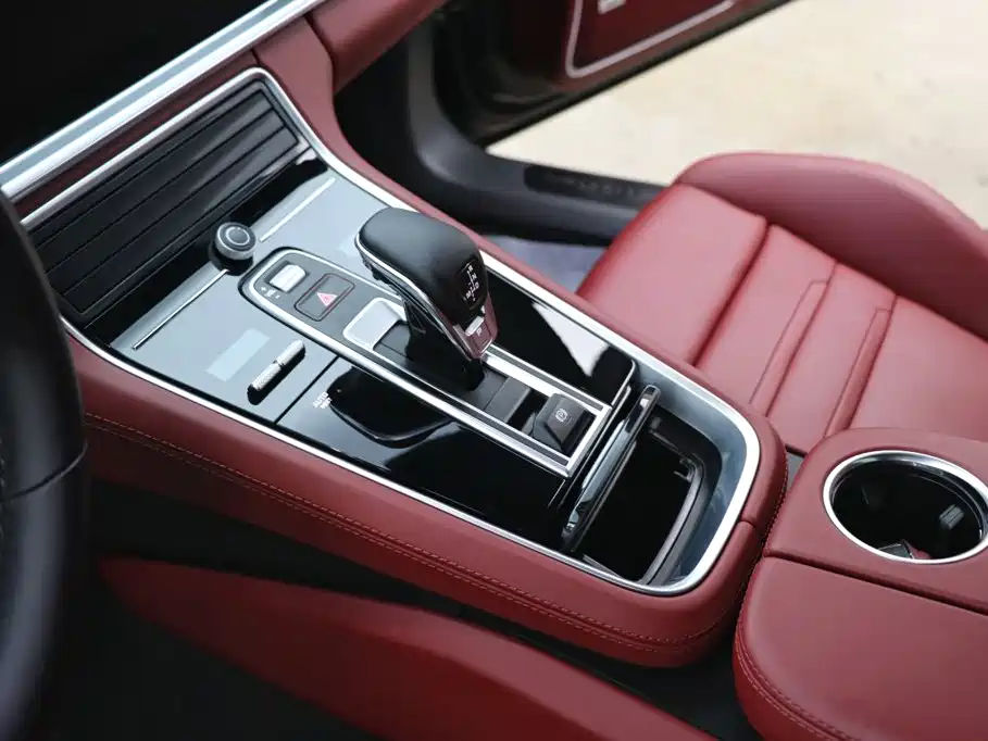 Porsche Panamera 2023 — фото 15