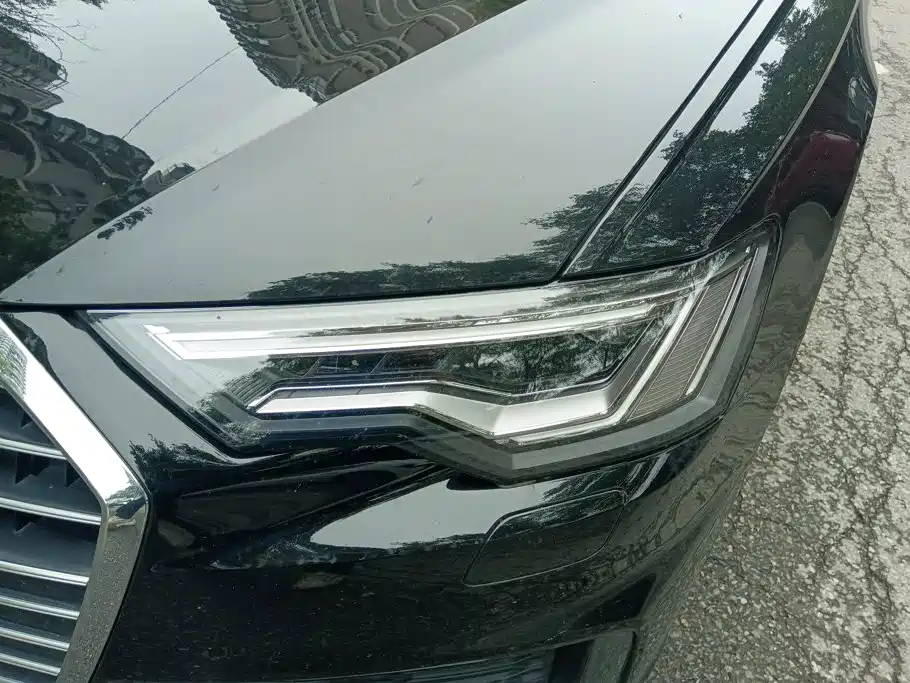 Audi A6L 2022