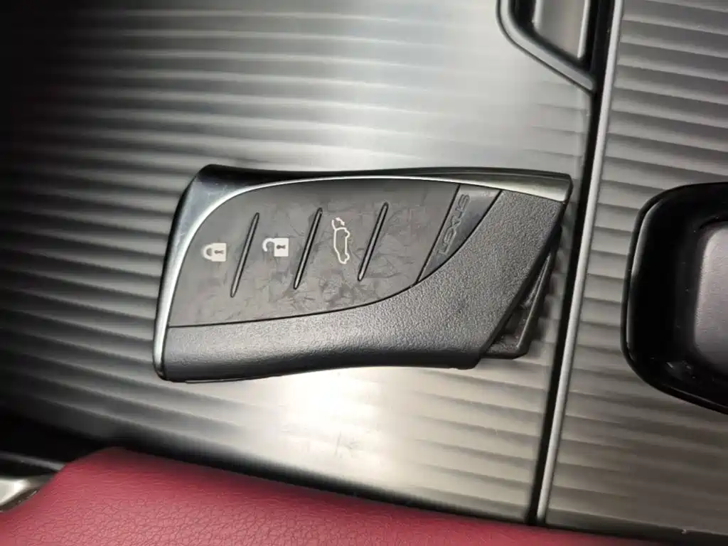 Lexus RX 2024 — фото 9
