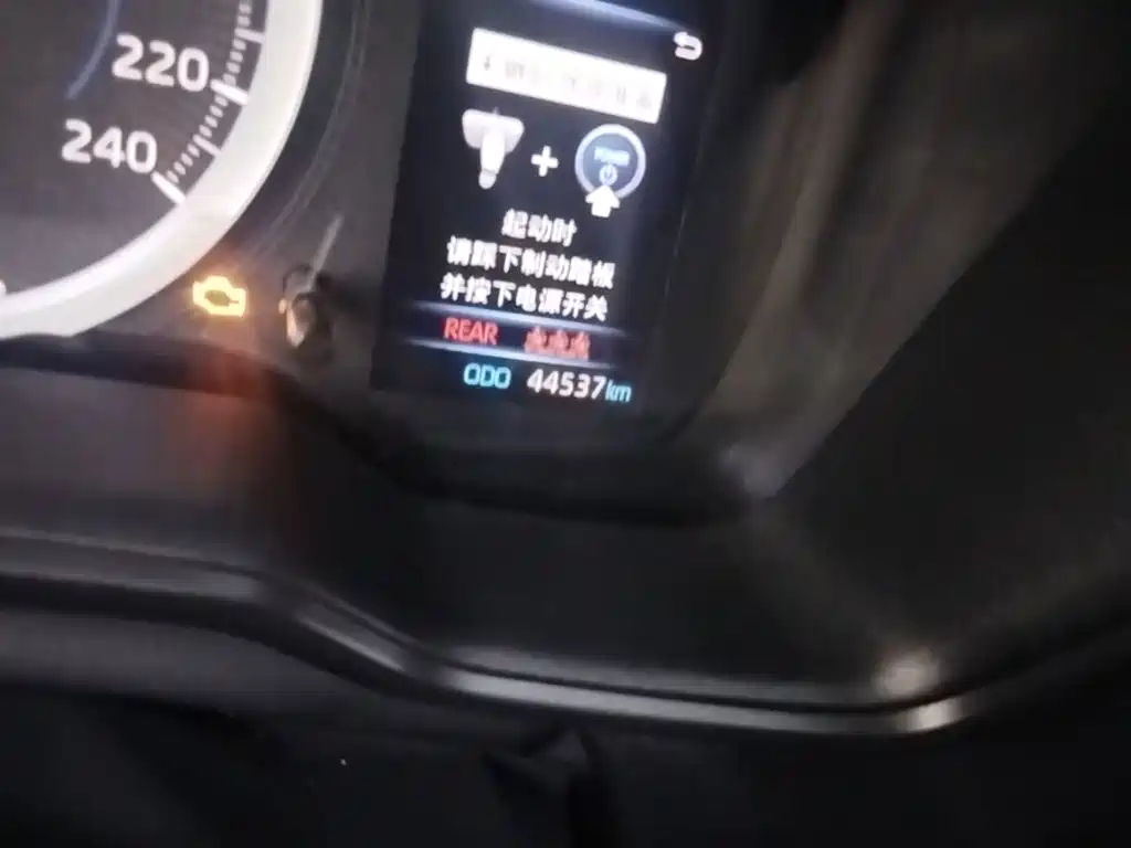 Toyota Corolla 2022 — фото 12
