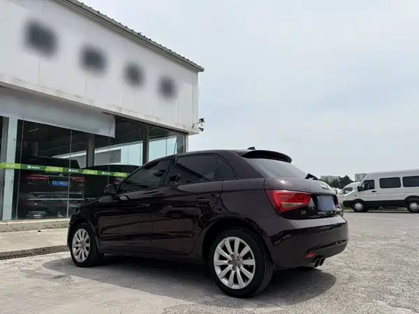 Audi A1 2015
