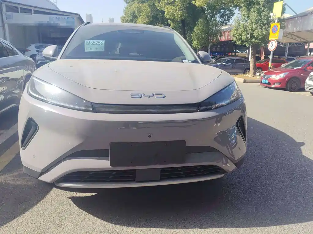 BYD Sealion 05 EV 2025 — фото 2