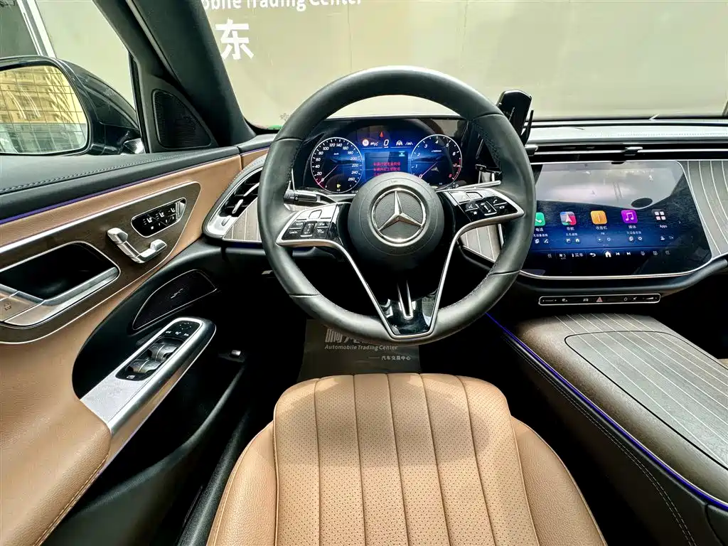 Mercedes-Benz E-Class 2025 — фото 10