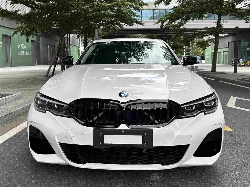 BMW 3 Series 2020