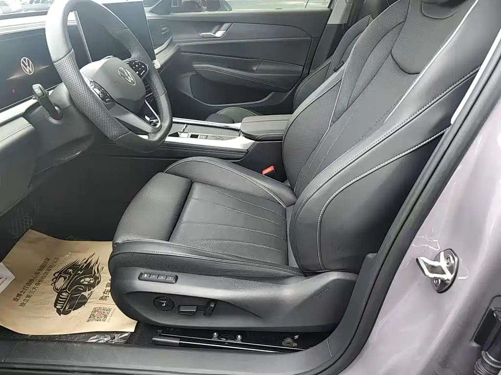 Volkswagen Passat 2024