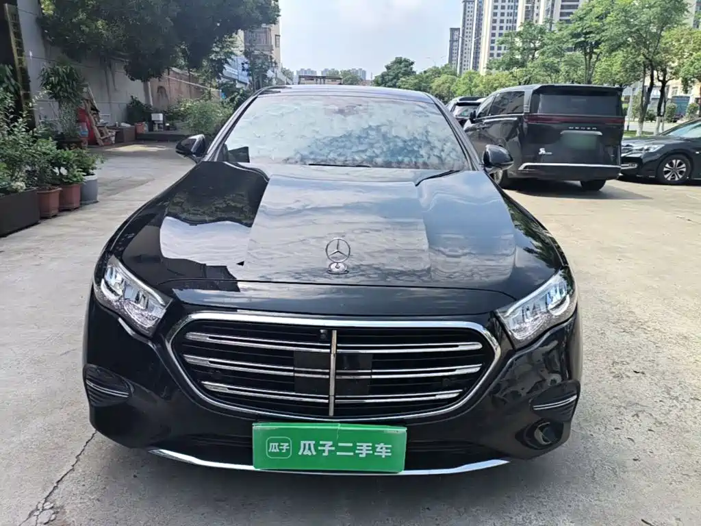 Mercedes-Benz E-Class 2025