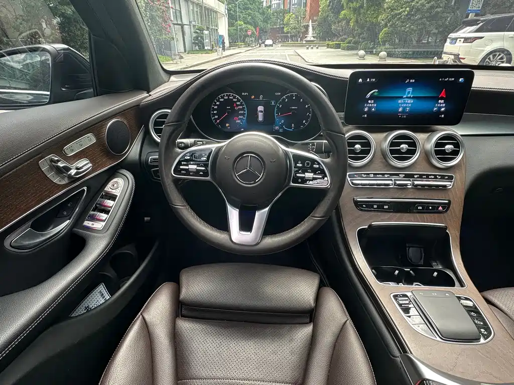Mercedes-Benz GLC 2022 — фото 16