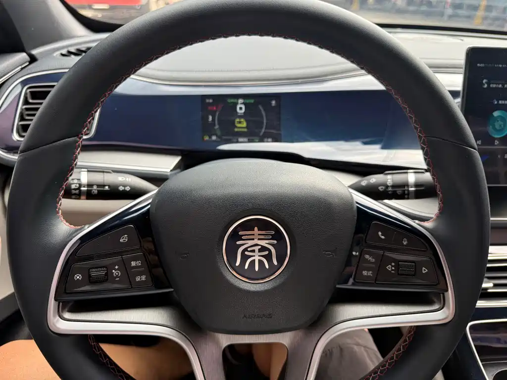 BYD Qin PLUS 2022 — фото 12