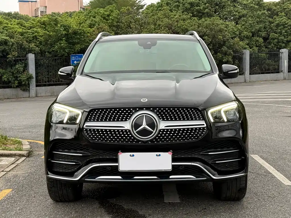 Mercedes-Benz GLE 2021 — фото 2