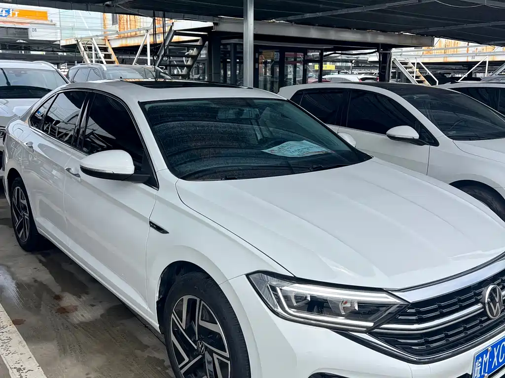 Volkswagen Sagitar 2023