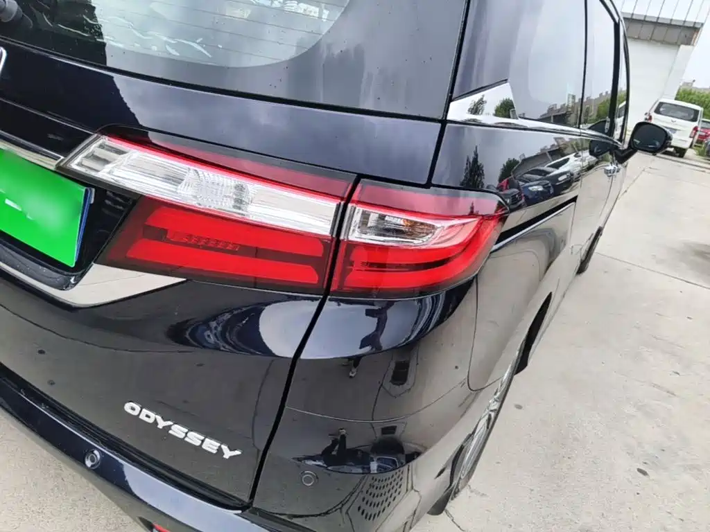 Honda Odyssey 2019 — фото 8