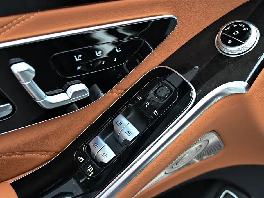 Mercedes-Benz Maybach S-Class 2021 — фото 24