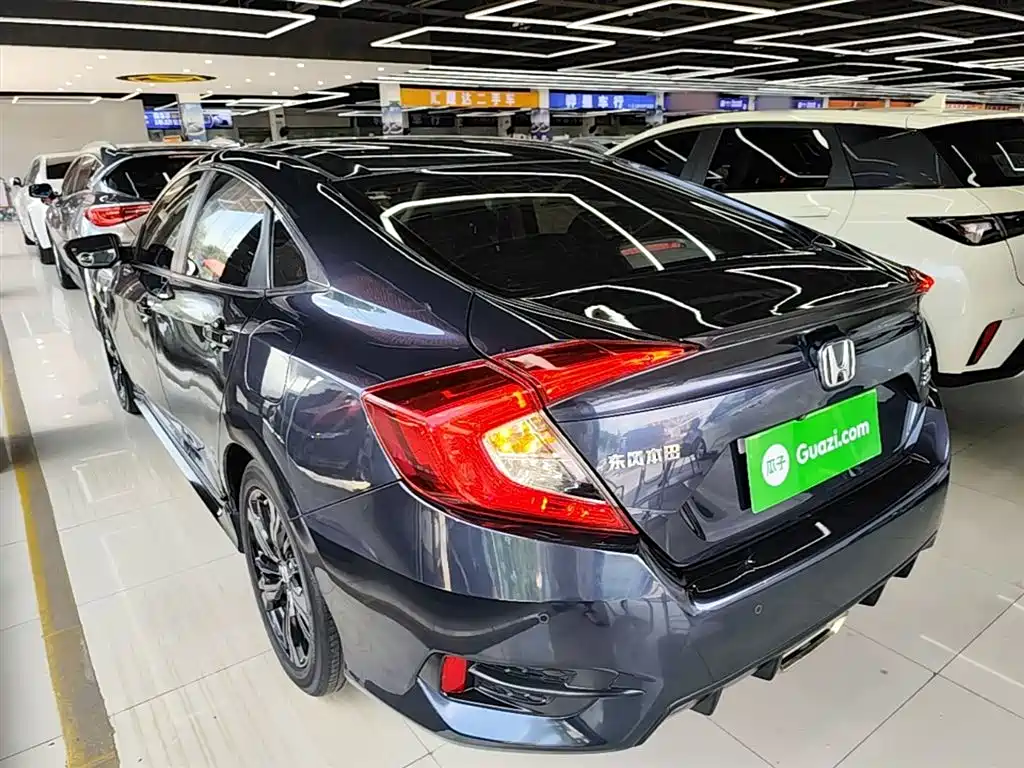 Honda Civic 2020 — фото 5