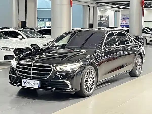 Mercedes-Benz S-Class 2023