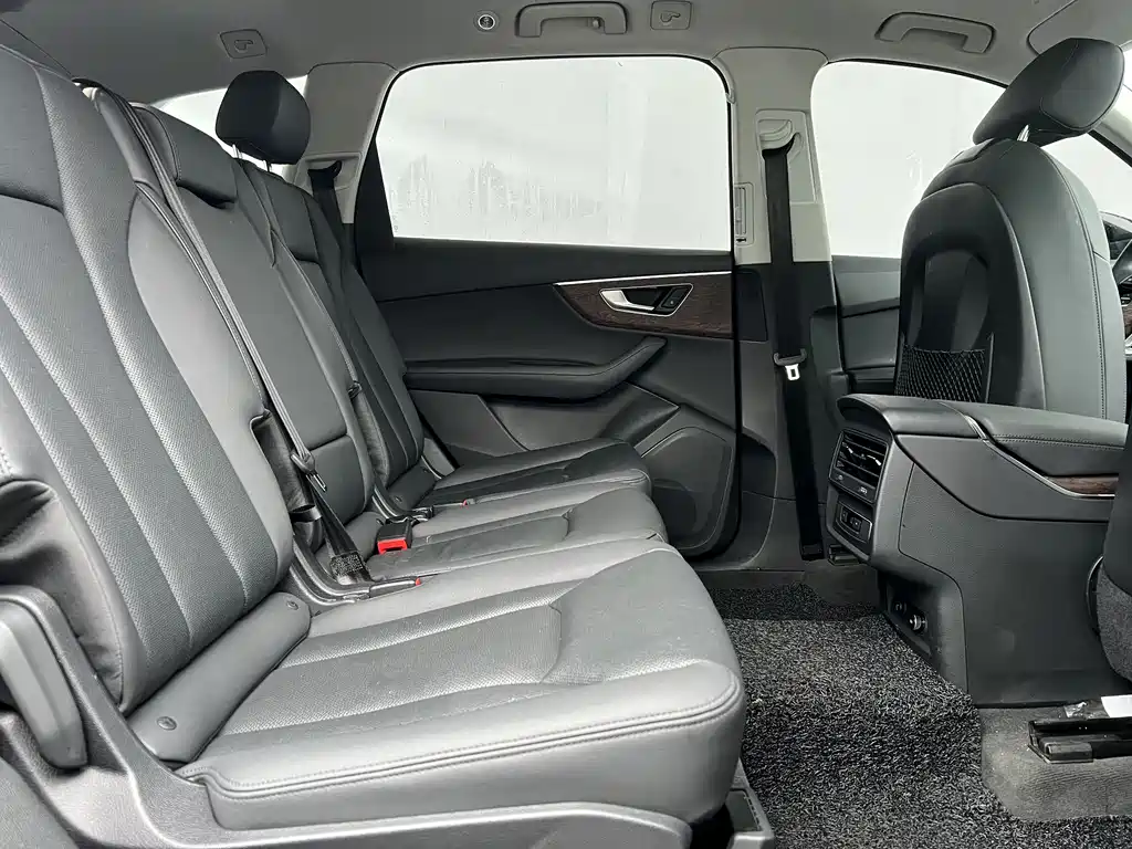 Audi Q7 2023