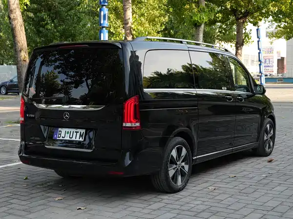 Mercedes-Benz V-Class 2021
