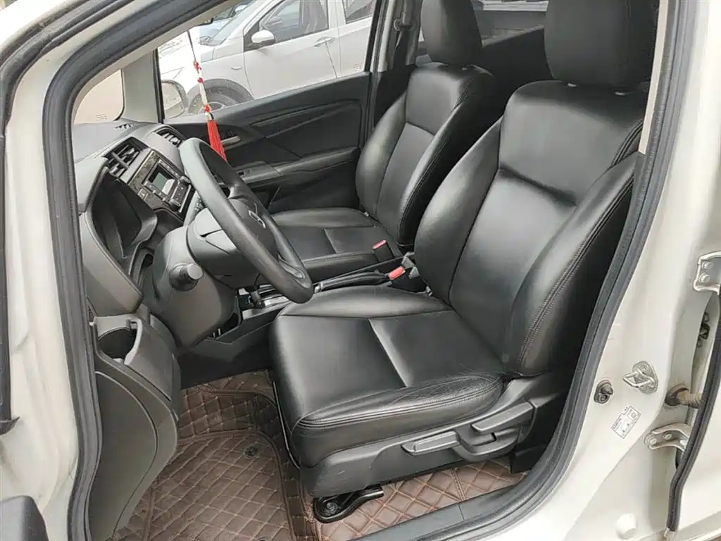 Honda Fit 2018 — фото 15