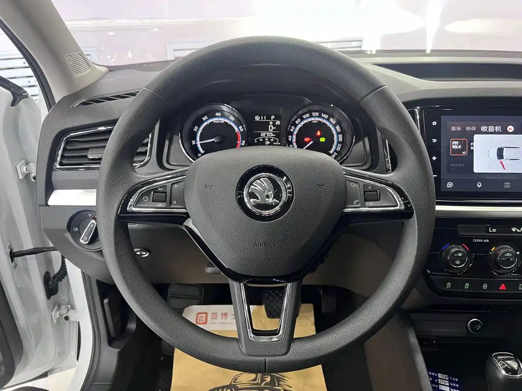 Skoda Kamiq 2023 — фото 13