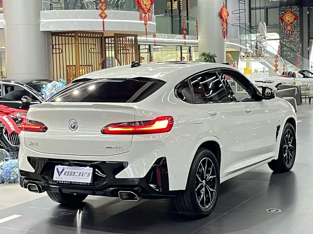 BMW X4 2024 — фото 7