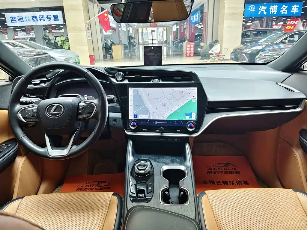 Lexus RZ 2023 — фото 17