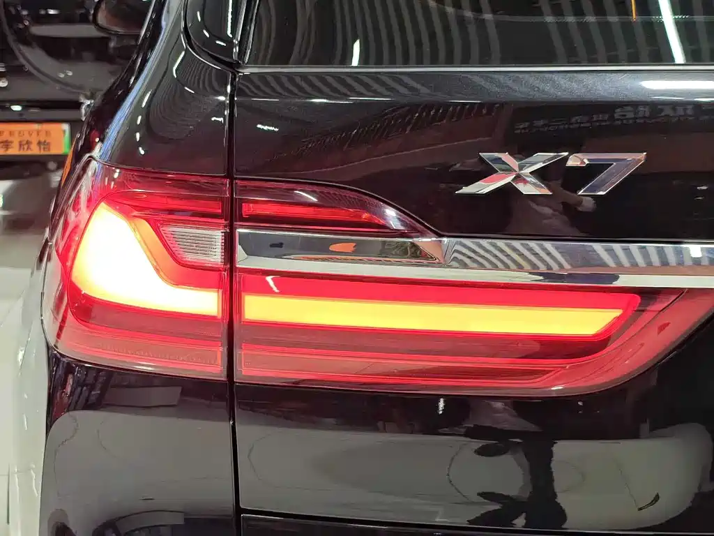 BMW X7 2022 — фото 17