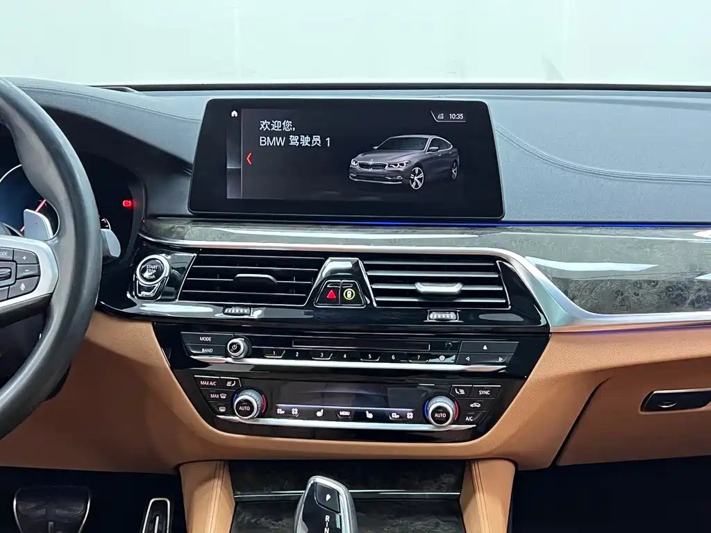 BMW 6 Series GT 2019 — фото 27